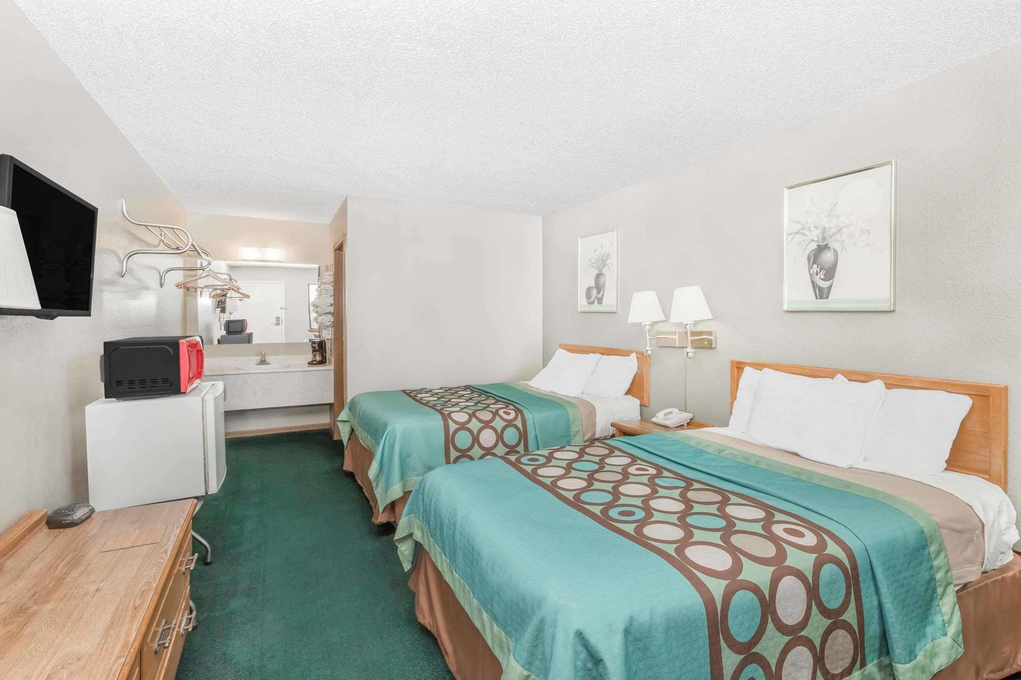 Budgetel Inn & Suites Butler Exterior photo